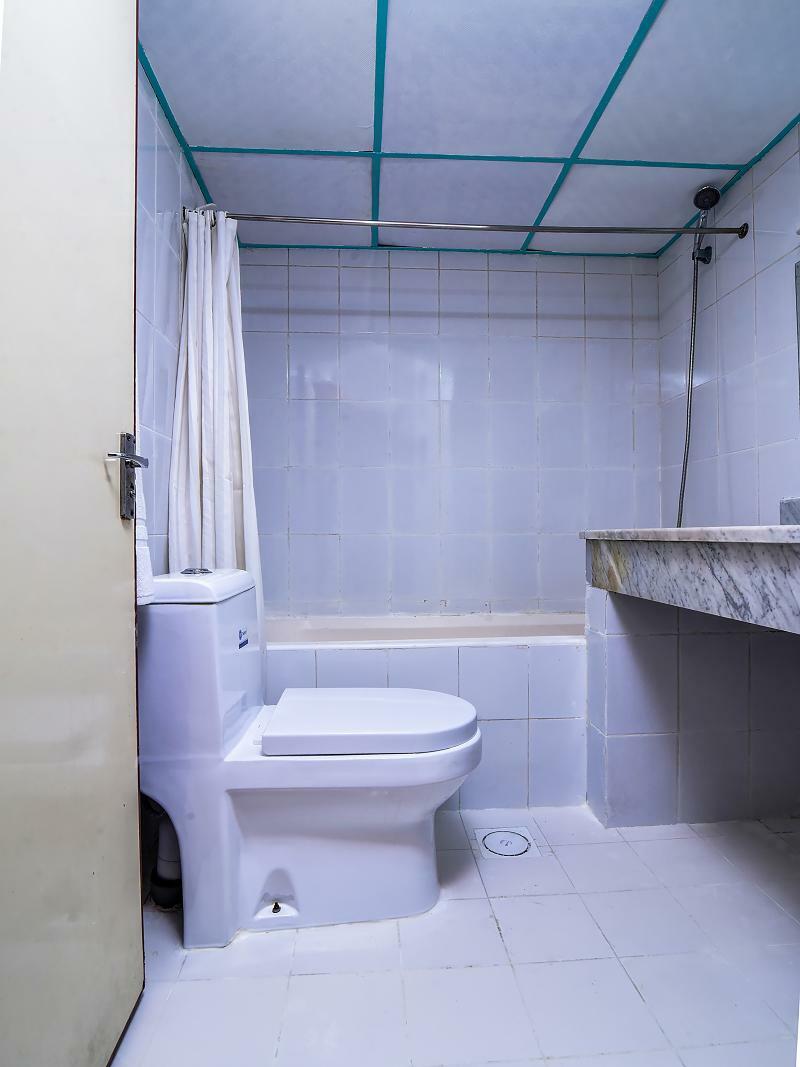Oyo 170 Roy Sand Hotel ドバイ エクステリア 写真